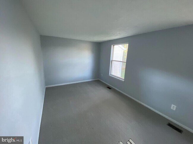 Building Photo - 6963 Villa-Del-Rey Ct