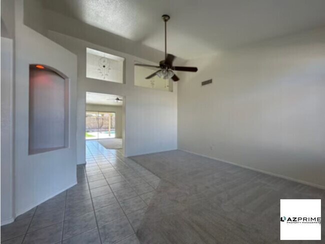 Building Photo - HAPPY HOME