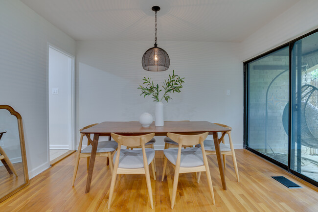 Living/Dining Room - 7917 Schuyler Ct