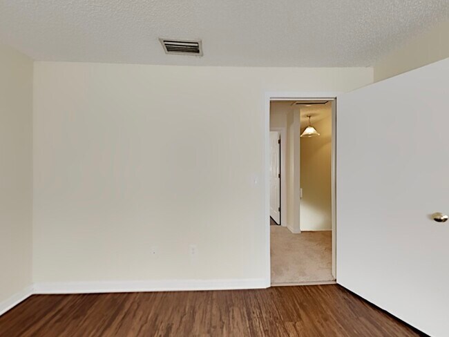 Building Photo - 154 Lori Anne Ln