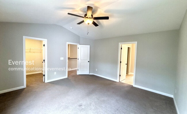 Building Photo - 6149 Jadwinn Dr