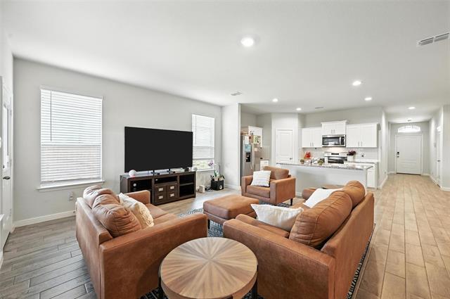 Building Photo - 524 Prairie Clover Trail