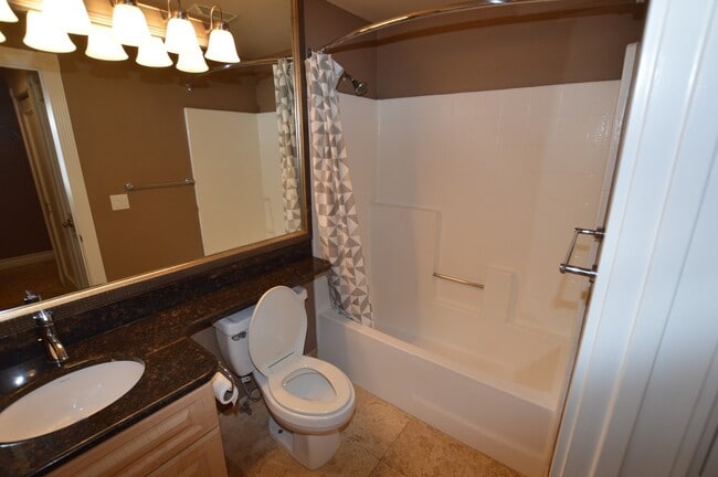 Building Photo - Meridian - Unfurnished 2 bedroom | 2 bathroom Luxury Condo.