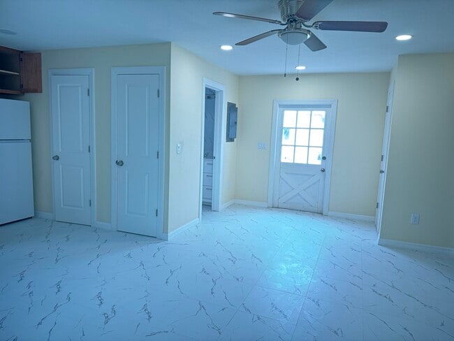 Building Photo - 505 N 43rd St