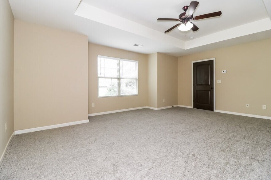 Building Photo - 2107 Juniper Ives Ct SE