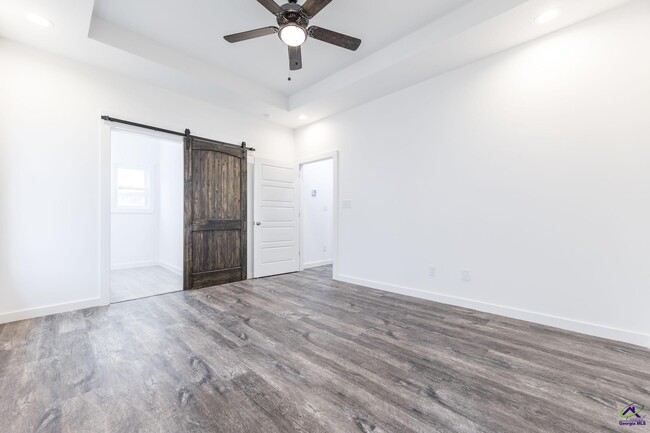 Building Photo - 107 Leisure Pointe Rd