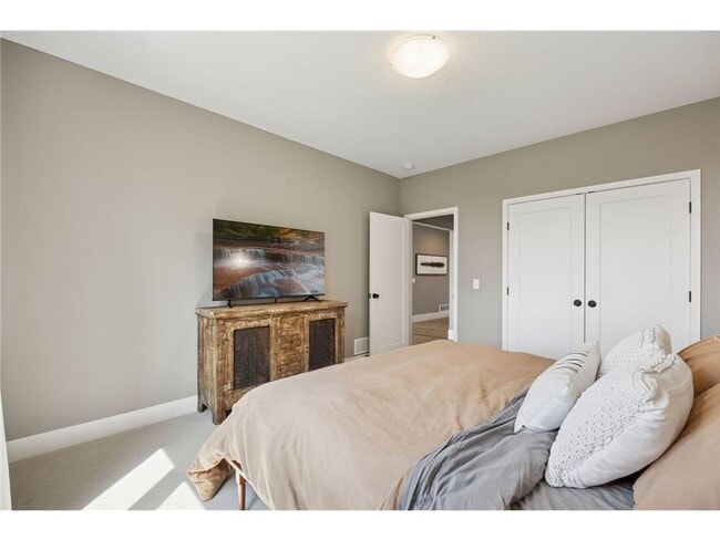 Building Photo - 6297 Yuma Ln N