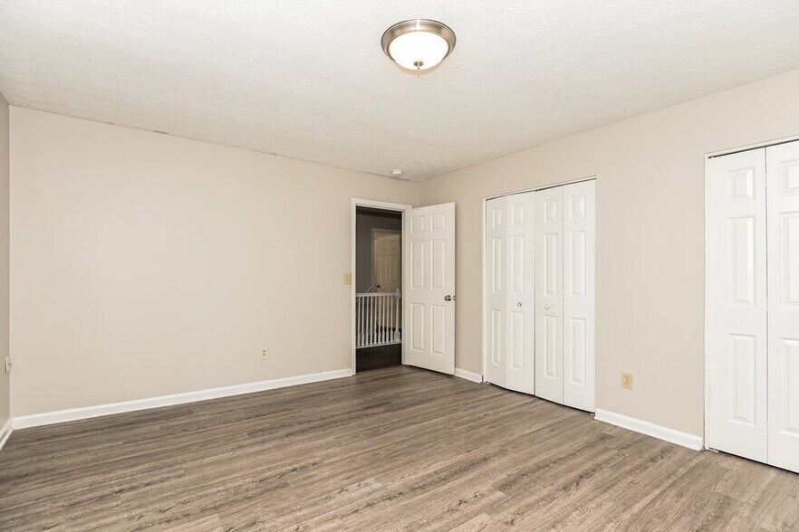 Building Photo - 1268 Brandl Dr SW