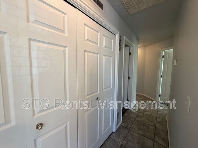 Building Photo - 433 E 1050 S
