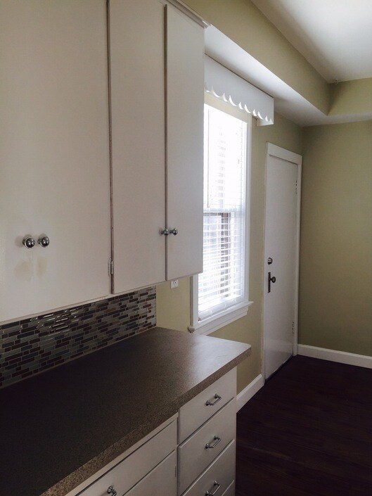 Building Photo - 109-111 Duplex