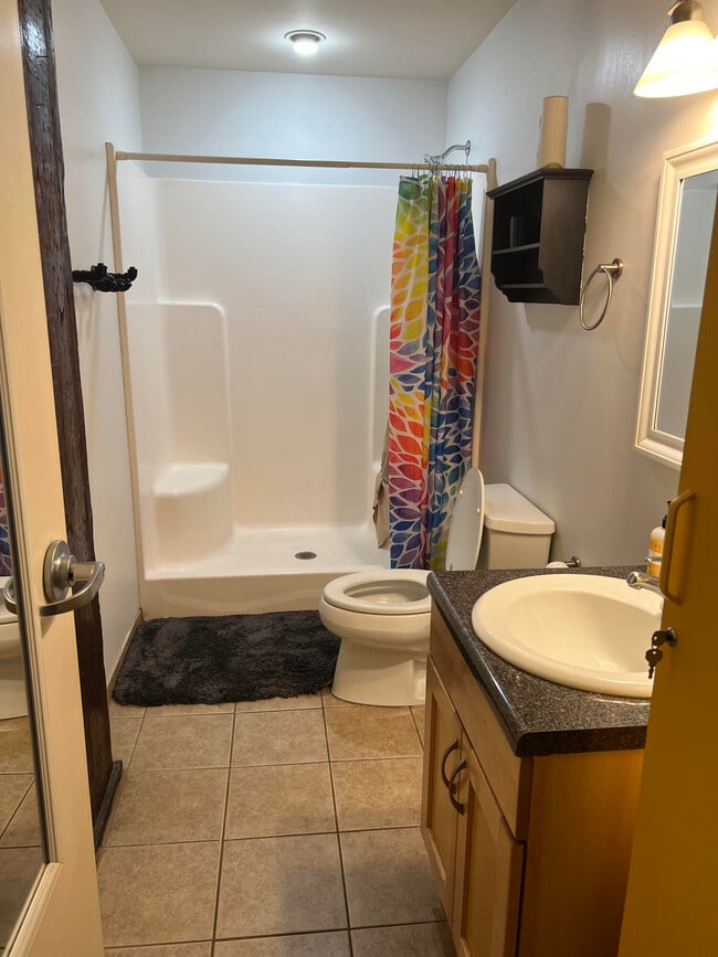 Building Photo - 585 S Upper St