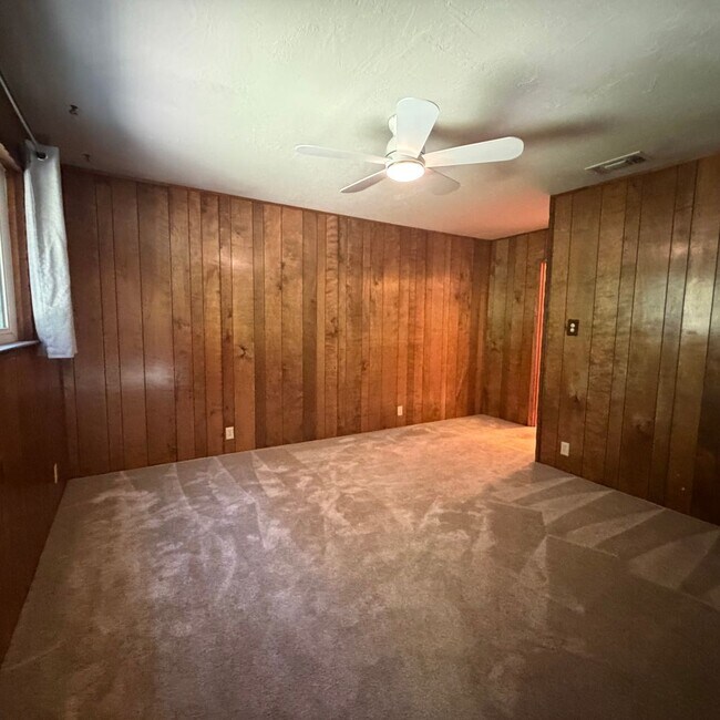 Building Photo - Adorable house with large deck,  yard and RV access