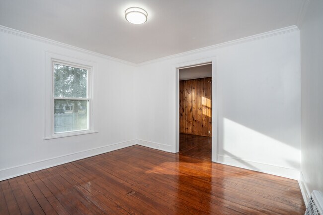 Building Photo - 57 Washington Cir