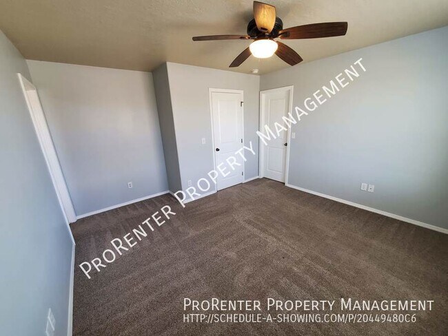 Building Photo - 1005 N 740 W