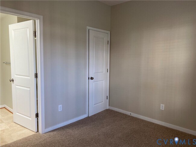 Building Photo - 2525 Perch Ln