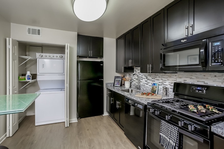 Building Photo - Steeplechase Apartment Homes
