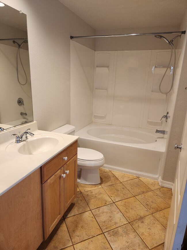 Building Photo - AVAILABLE NOW! 2-Bedroom, 2-Bathroom Condo...