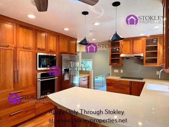 Building Photo - 66 Cuesta Way