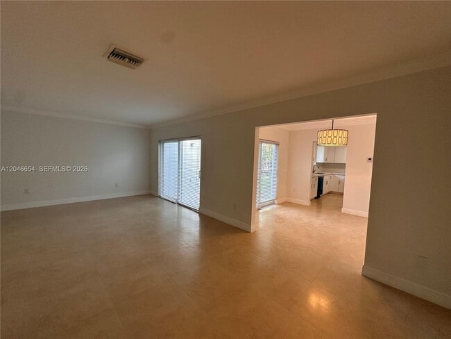 Building Photo - Cotorro Avenue, Coral Gables, FL 33146 - 3 BR 2 BA single-family home