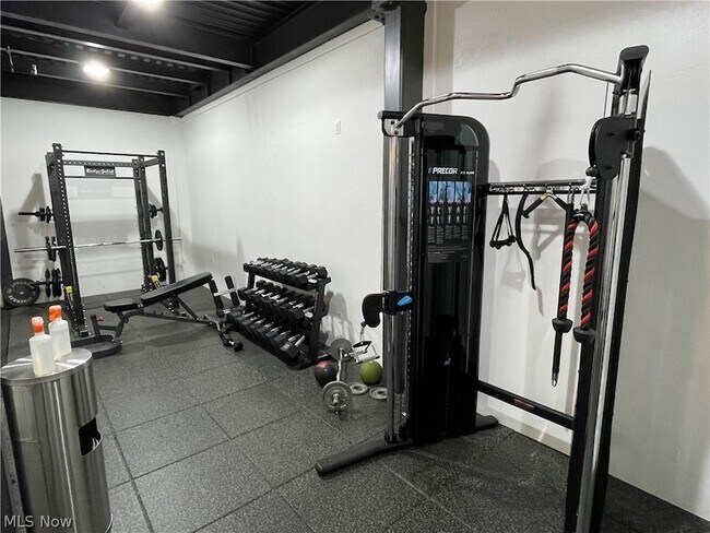 Building Photo - 1237 Washington Ave