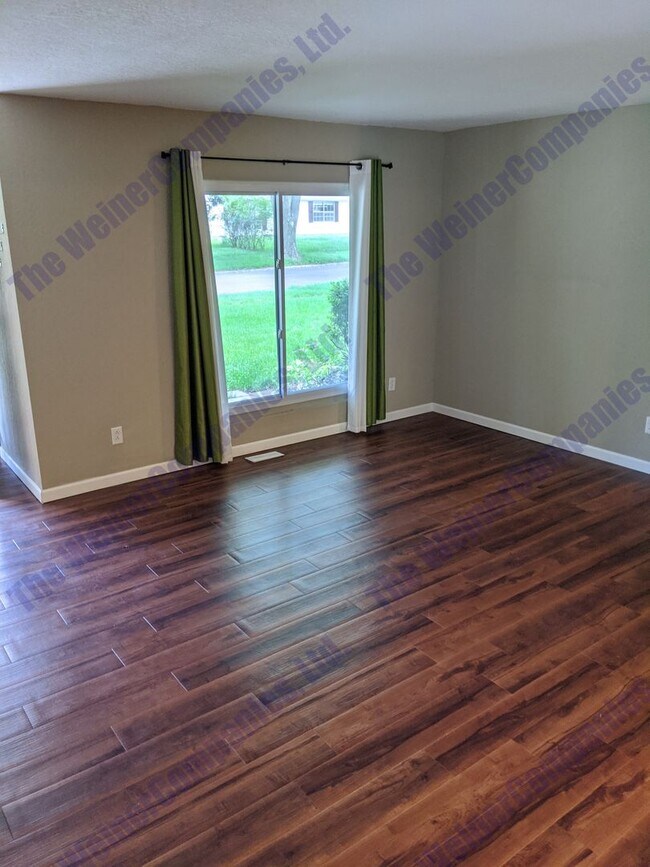 Building Photo - Now leasing for August!