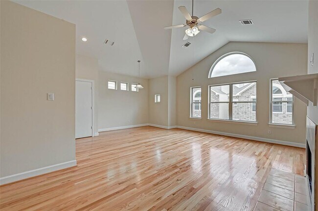 Building Photo - 11608 Main Cypress Dr