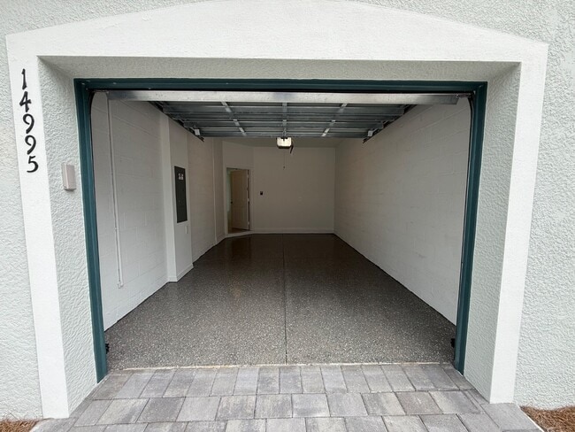 Building Photo - 14995 White Pearl Rd