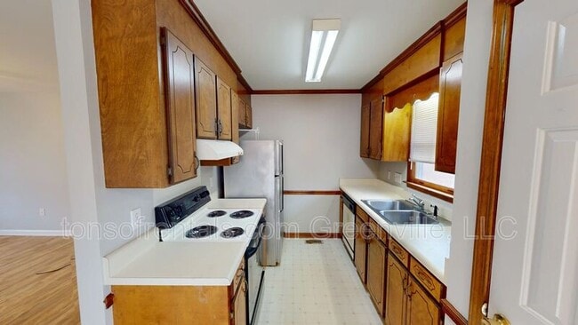 Building Photo - 5B Camino Ln