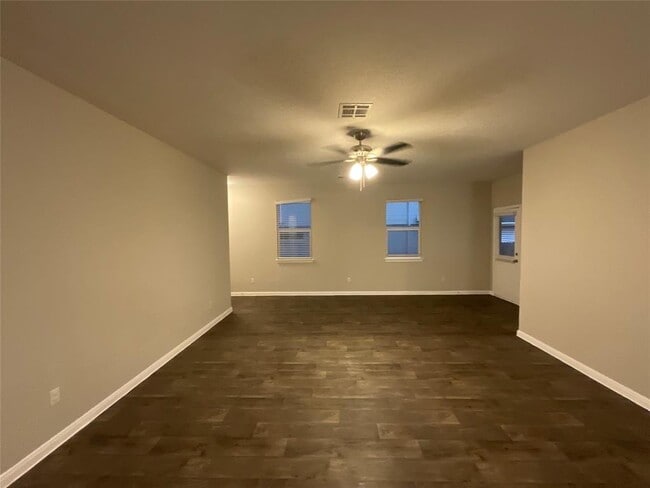 Building Photo - 142 Jubilee Dr