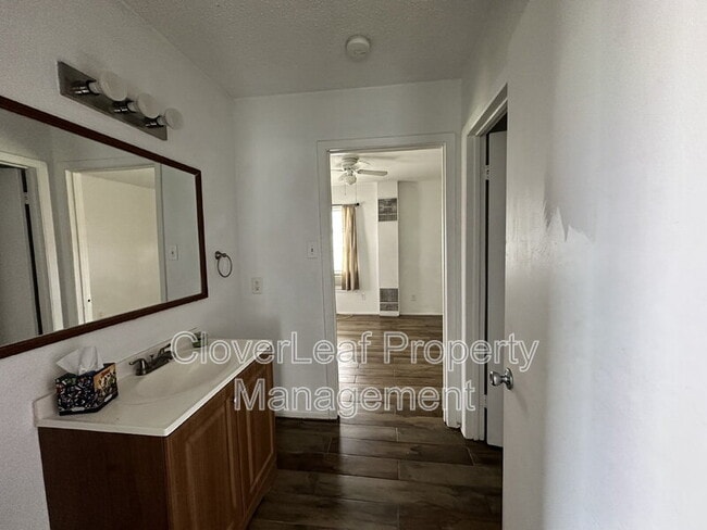 Building Photo - 317 Kashmuir Pl