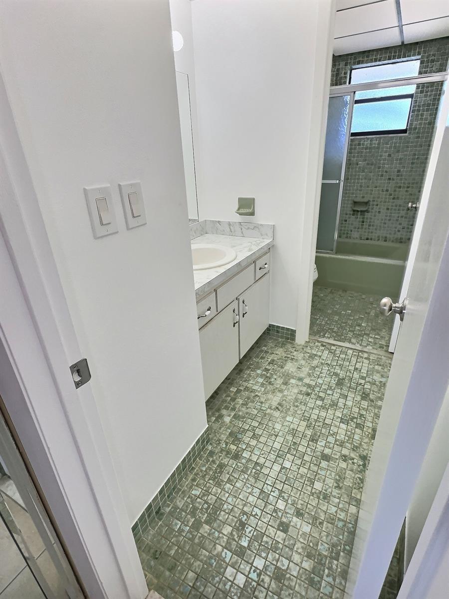 Building Photo - 9150 NW 38th Dr