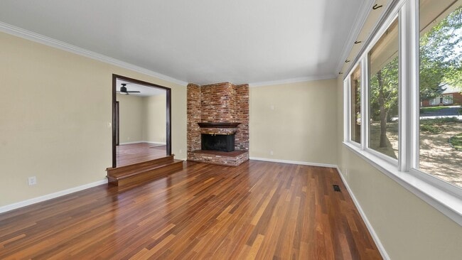 Building Photo - Southwest Reno Stunner - One of a Kind!!!!