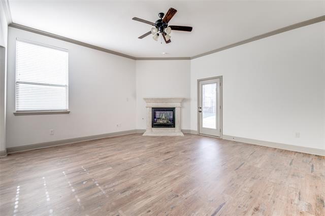 Building Photo - 3005 Guadalupe Dr