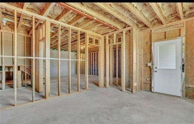 Building Photo - 2085 Manor Pointe Dr