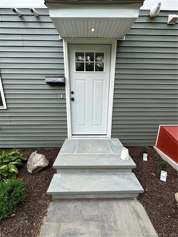 Building Photo - 66 Campfield Dr