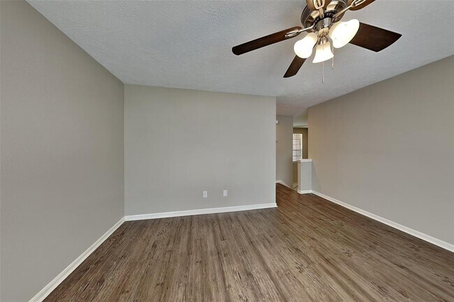 Building Photo - 14511 Cypress Falls Dr