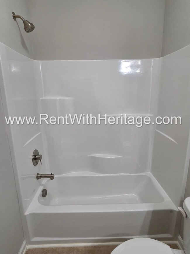 Building Photo - Stunning New 4bd/ 2.5ba / Immaculate / Attention to Detail/ Great Location