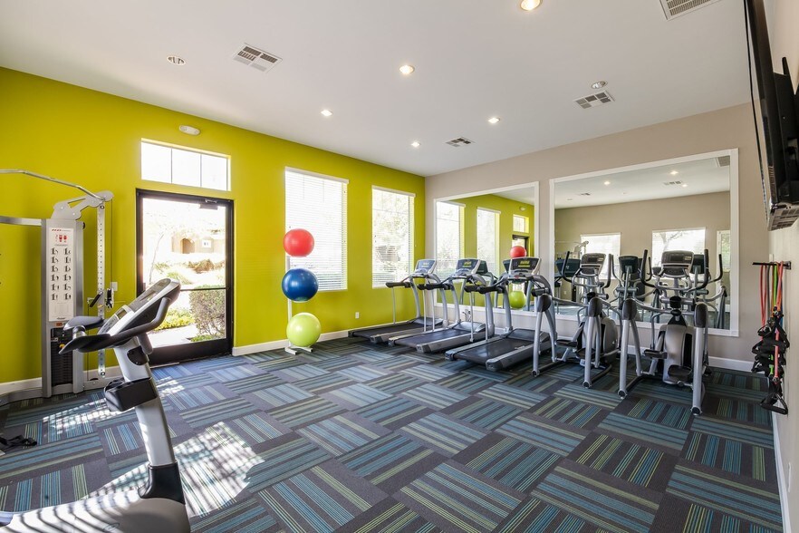 Willowbrook Las Vegas, NV Apartment Finder