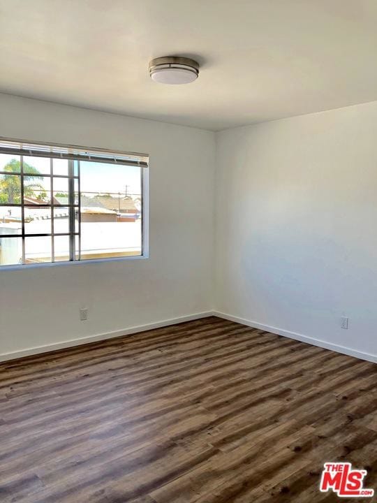 Building Photo - 1567 W 204th St