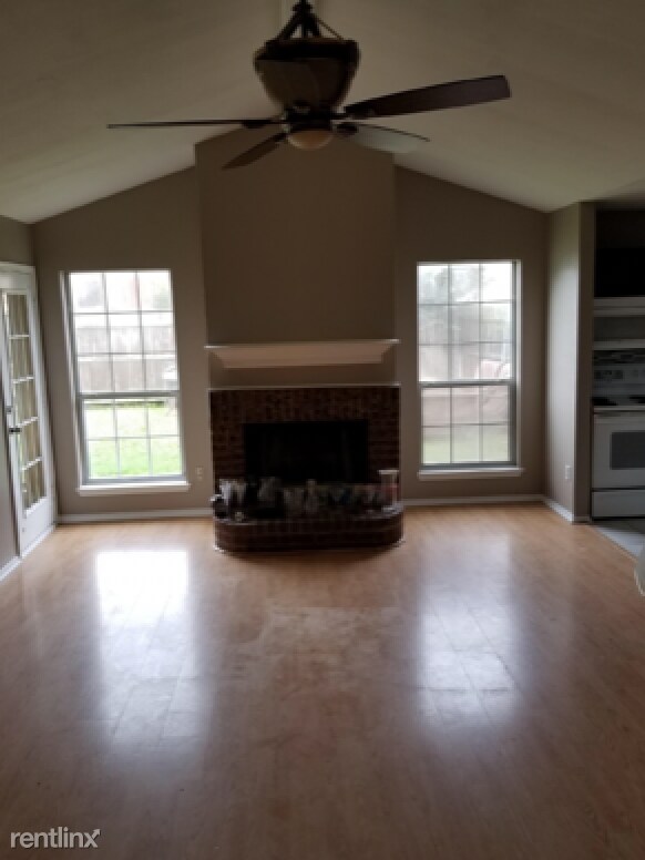 3 br, 2 bath House 6525 Electra Dr 6525 Electra Dr Arlington TX