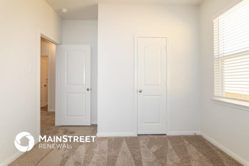 Building Photo - 26877 Steinbeck Dr