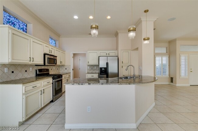 Building Photo - 10041 Woodhouse Dr