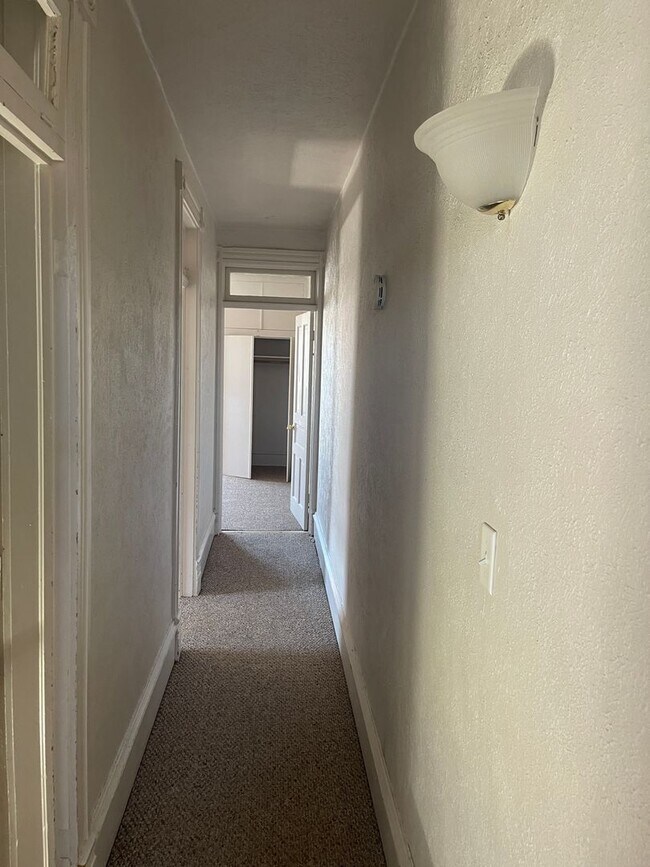 Building Photo - 628 W. Granite-630 1/2