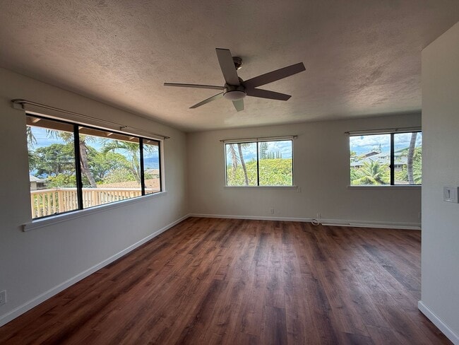 Building Photo - South Kihei - Renovated 3 Bed/2 Bath with Ocean Views