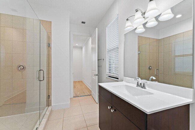 Building Photo - 4084 Faraday Wy
