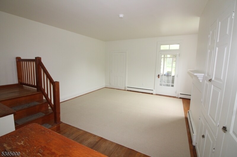 Building Photo - 471 Milford Warren Glen Rd