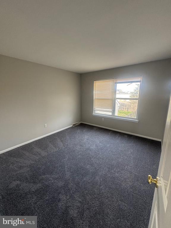 Building Photo - 136 Redden Ln