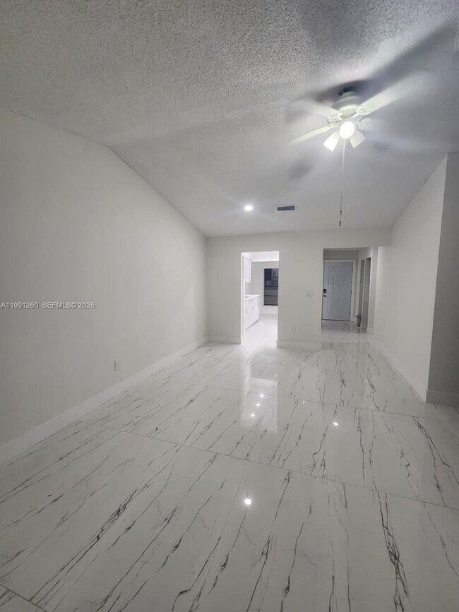 Building Photo - 1459 Yellowthroat St