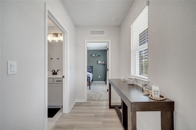 Building Photo - 10836 Waterwood Aly
