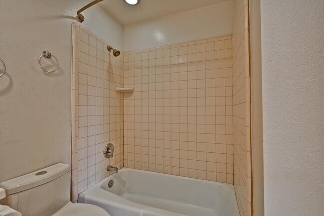 Building Photo - 3344 W Yucca St